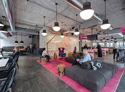 T-Mobile电信公司办公大楼刷新装建设计